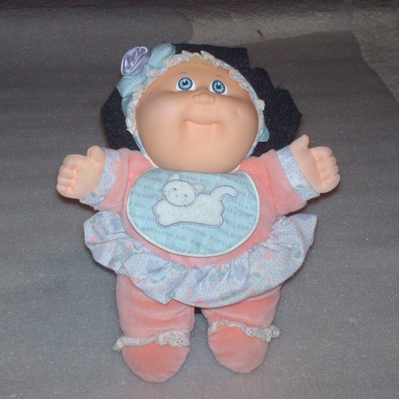 Vintage Cabbage Patch Kids BabyLand Girl doll - Picture 1 of 9